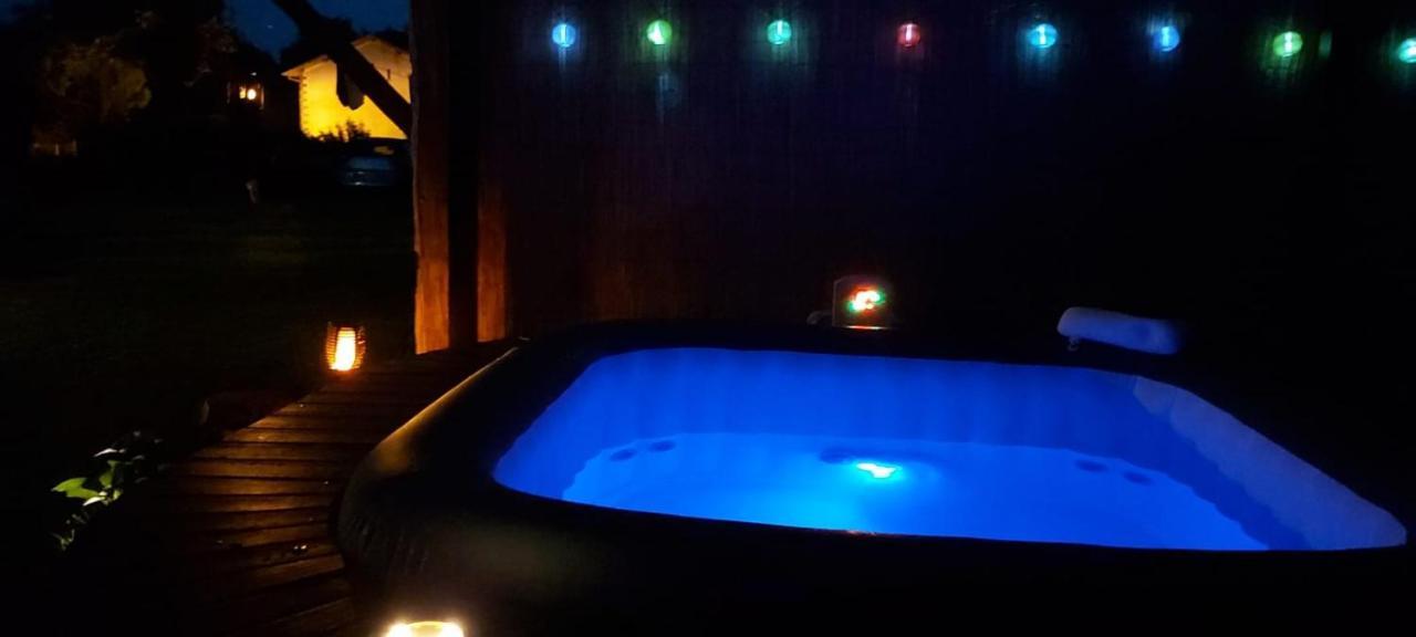 Les Eygletieres Bed & Breakfast Bourriot-Bergonce Ngoại thất bức ảnh